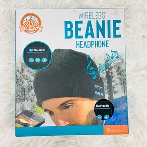 NIB CARNIVAL SHOP black wireless bluetooth winter rechargeable beanie